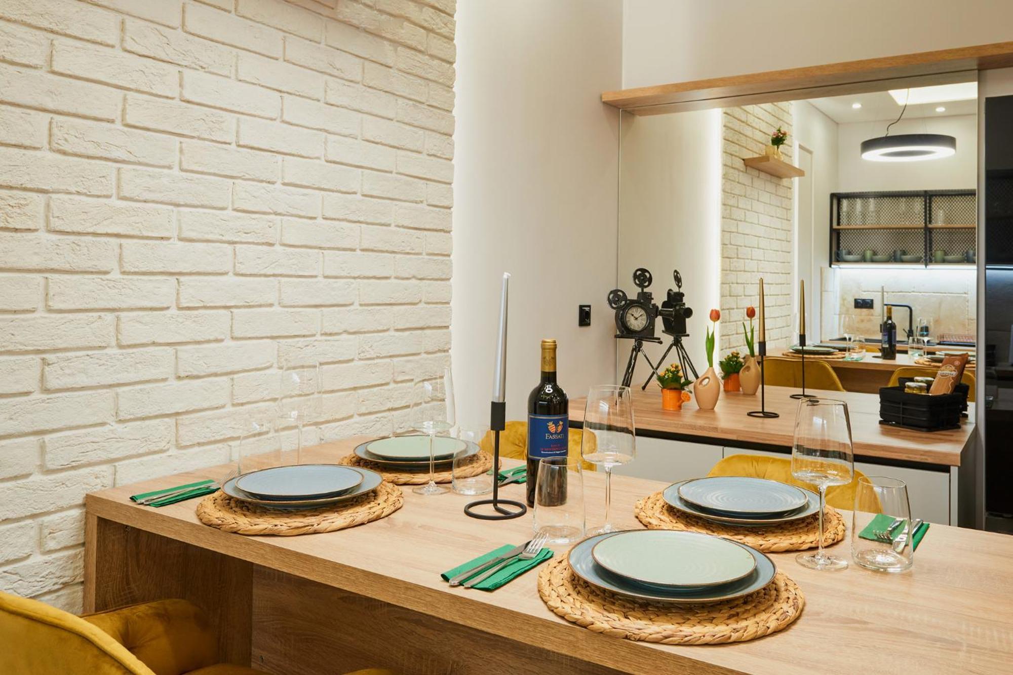 Florance Rentals Luxury Apartments In بورغاس المظهر الخارجي الصورة