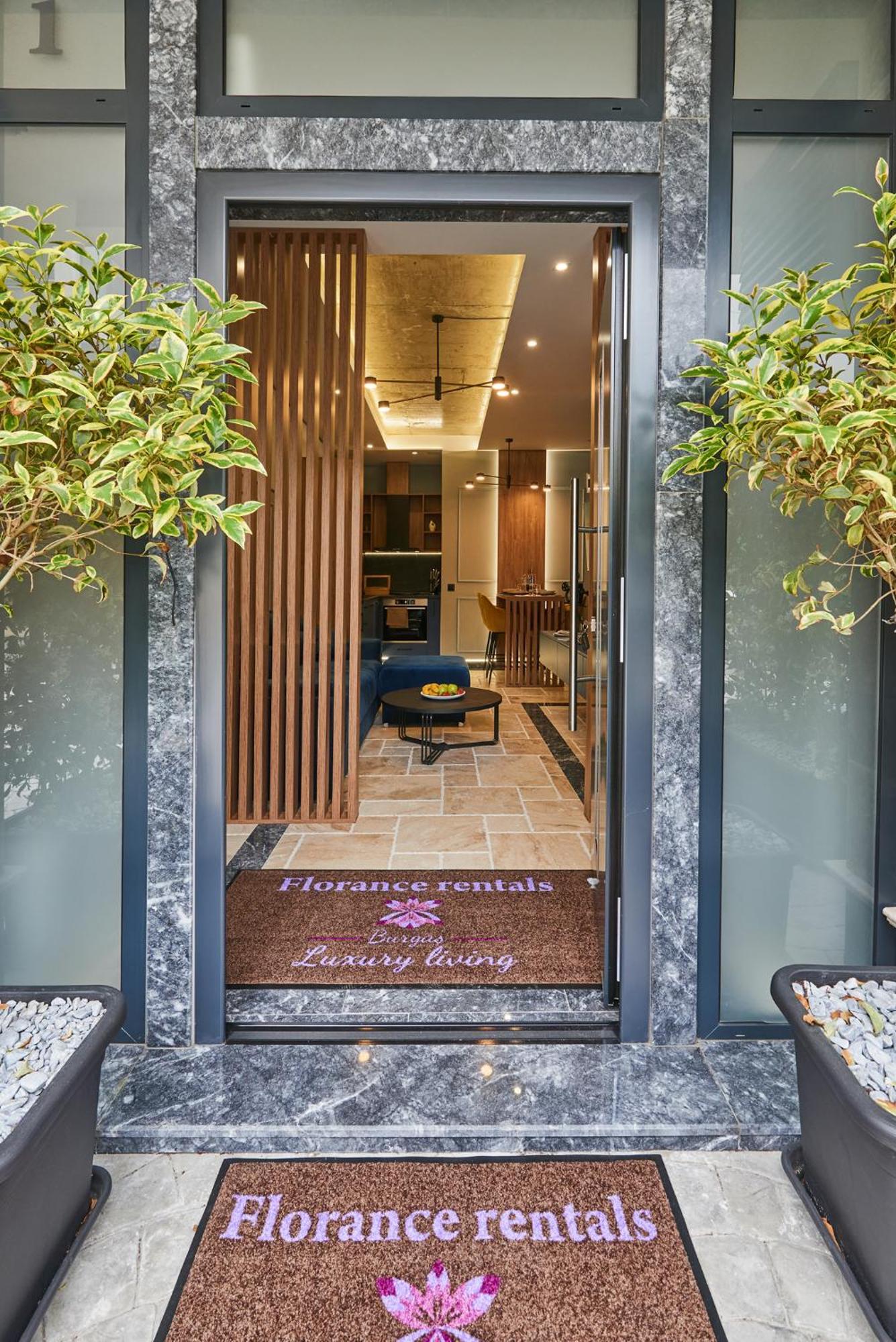 Florance Rentals Luxury Apartments In بورغاس المظهر الخارجي الصورة